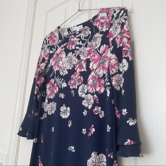 Floral print Charter Club petite shift dress with bell sleeves size small - Picture 5 of 7